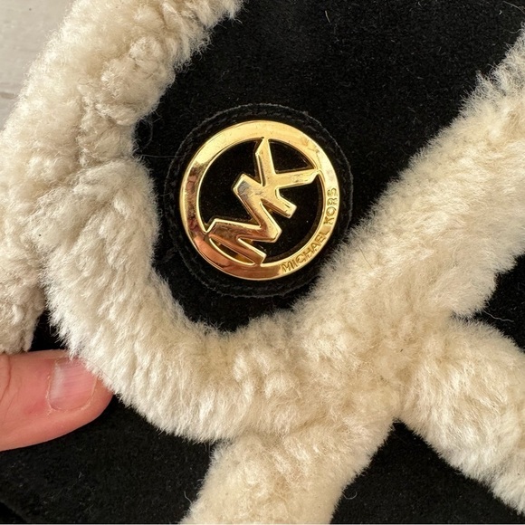 Michael Kors - Black Winter Tall II boots - Suede - Picture 2 of 9